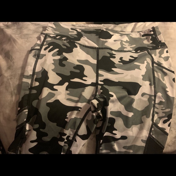 Brand new - Picture 2 of 3